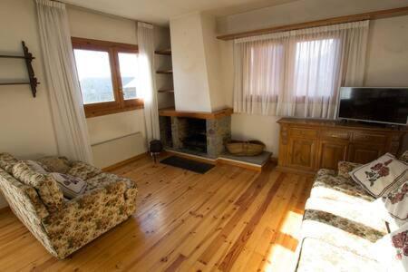 Casa Amb Jardi Alp公寓 外观 照片